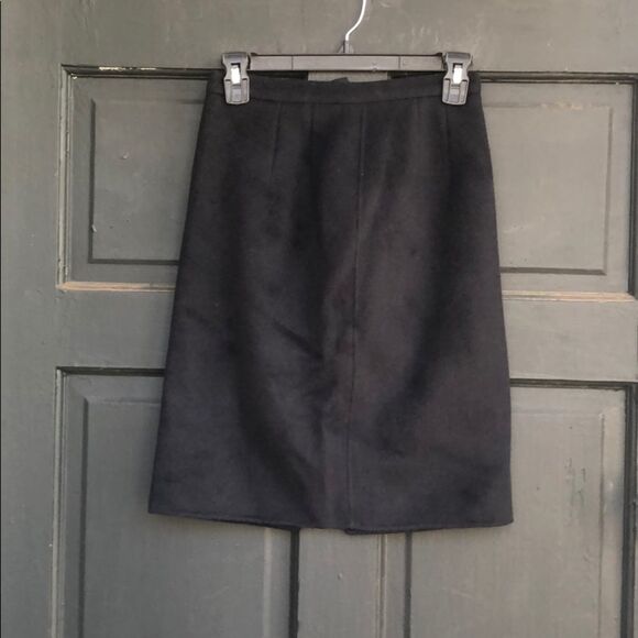 DECO Skirt Black - Picture 2 of 8